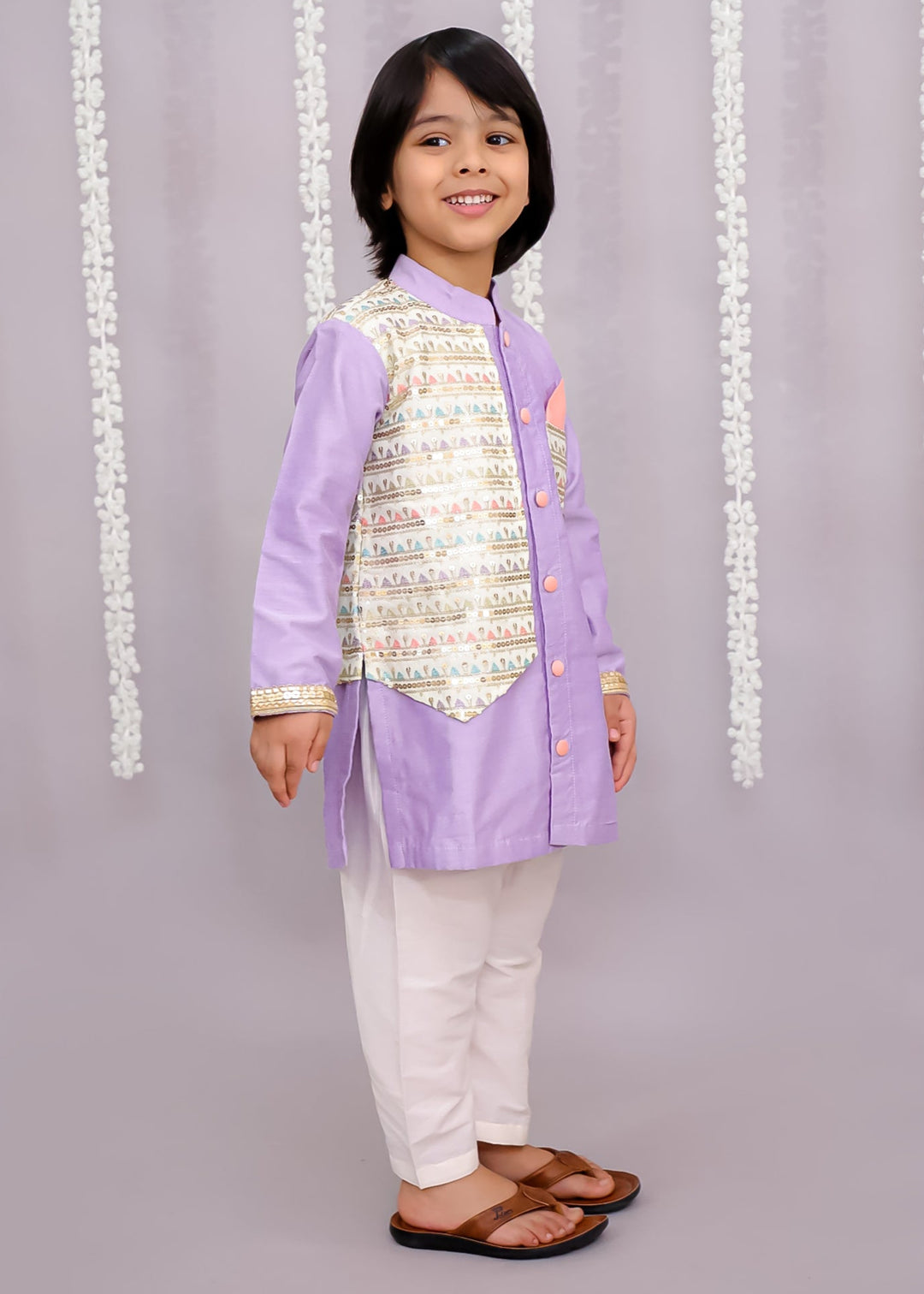 Lavender Kurta Embroidery With Off White Pyjama Set