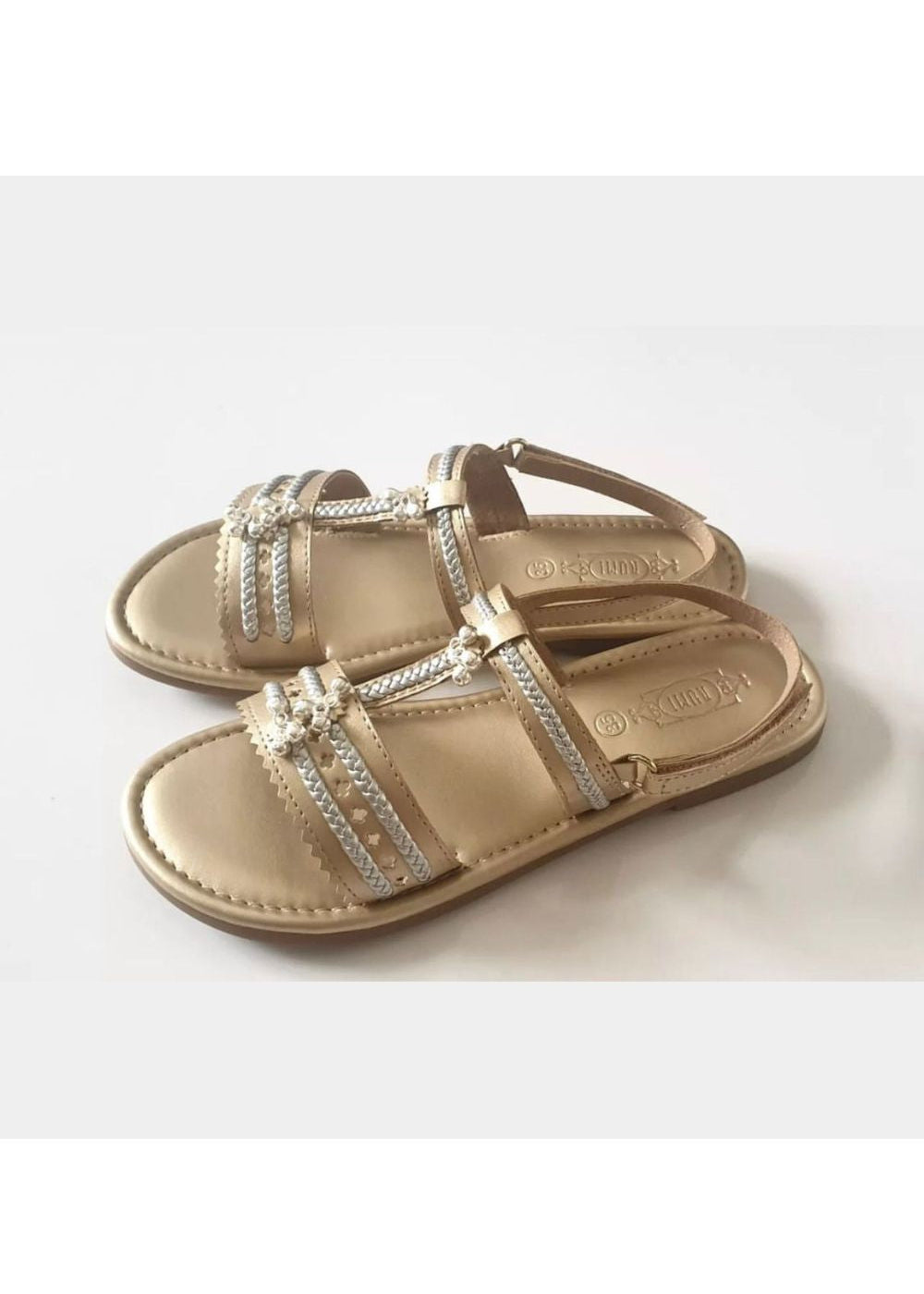 Matte Gold And Silver Cushioned kolhapuri sandal