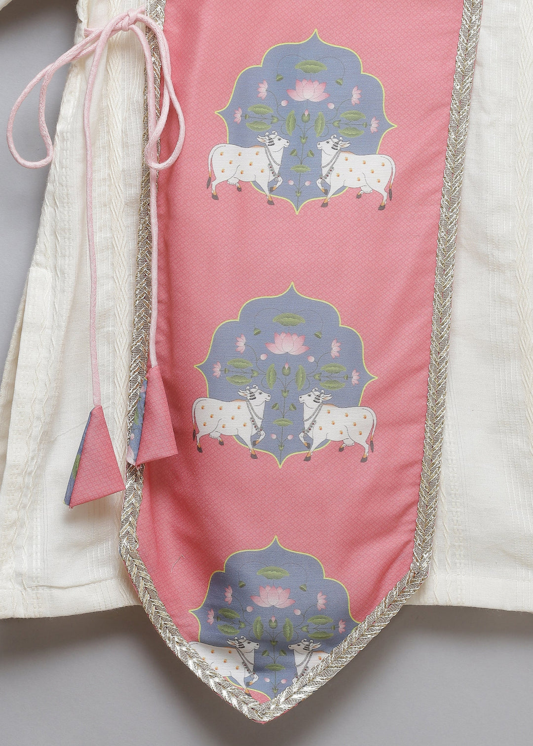 Pink Cow Printed Off White Kurta With Pyjama Set