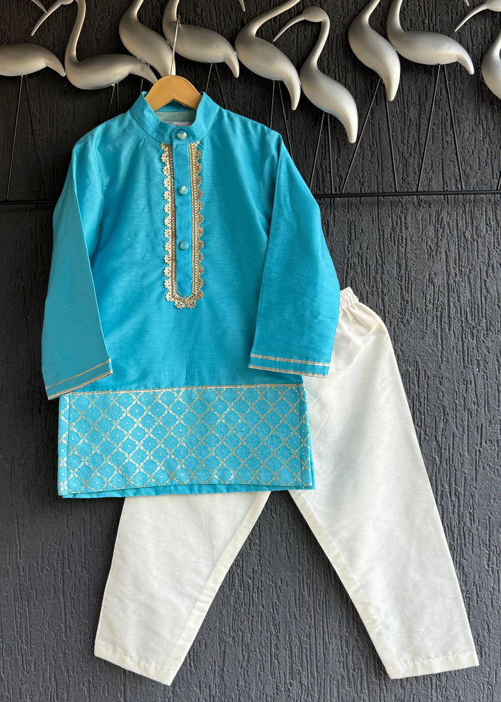 Blue Cotton Silk Kurta With Off White Pyjama Set