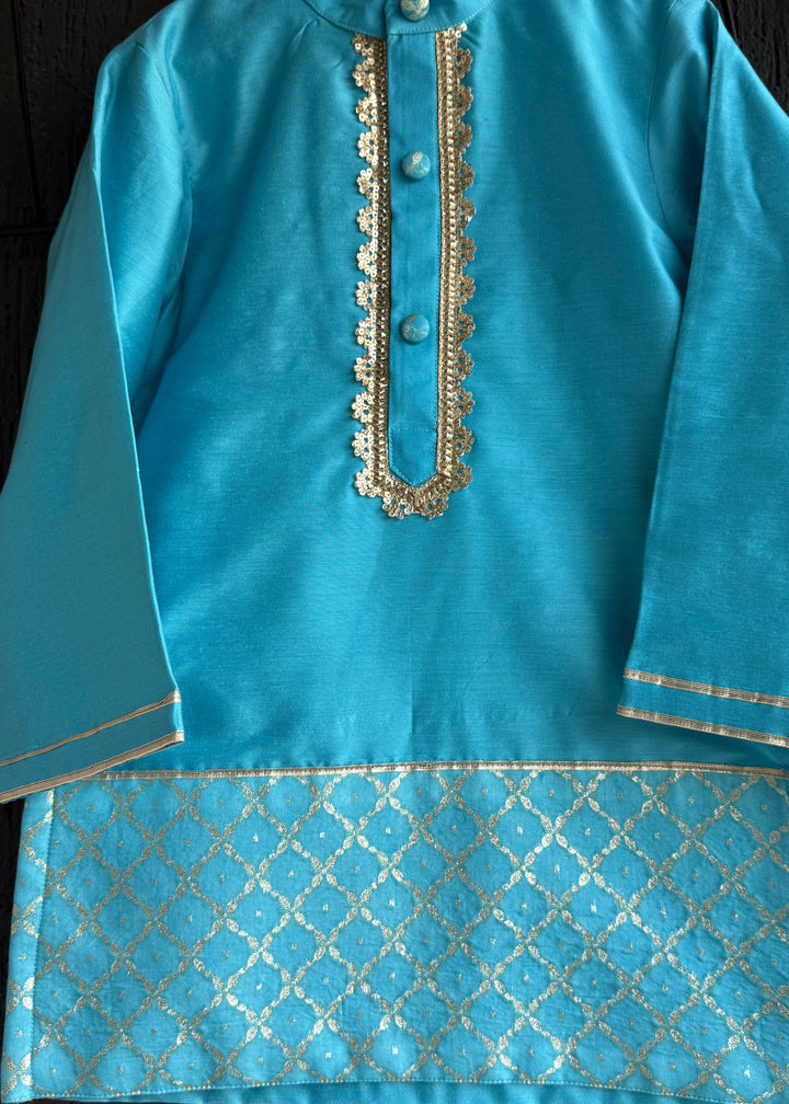 Blue Cotton Silk Kurta With Off White Pyjama Set