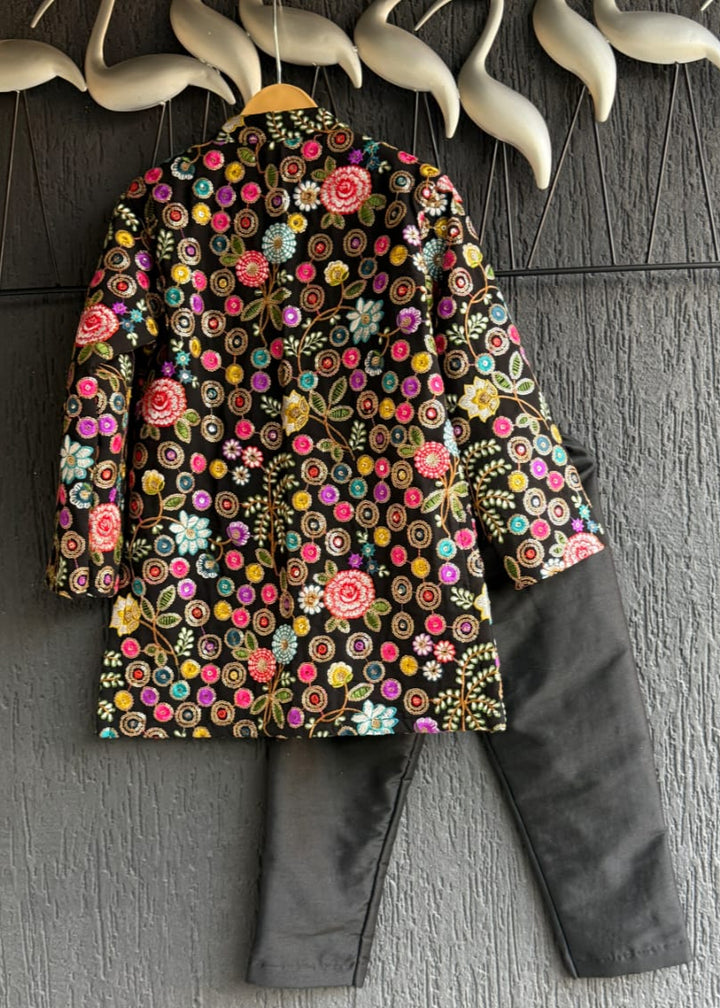 Black Embroidery Bandhgala Kurta With Pyjama Set