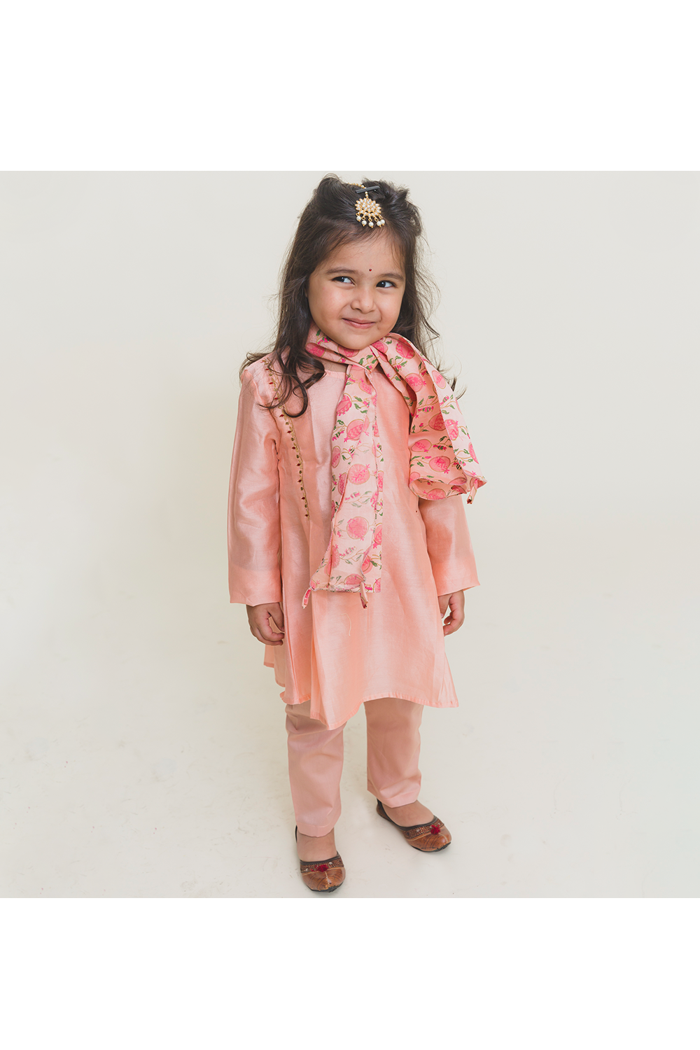 Box pleated kurta pant stole set