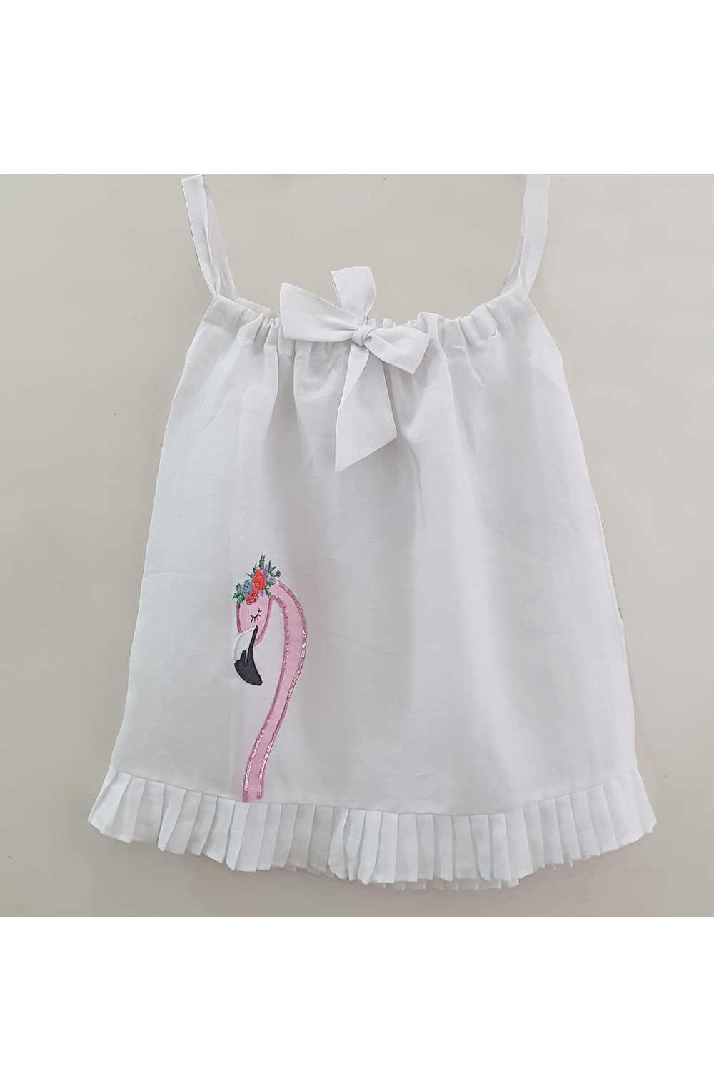Stylemylo offers a wide range of kids dresses online including Frocks for kids, jumpsuits for kids, skirt top dresses for kids.