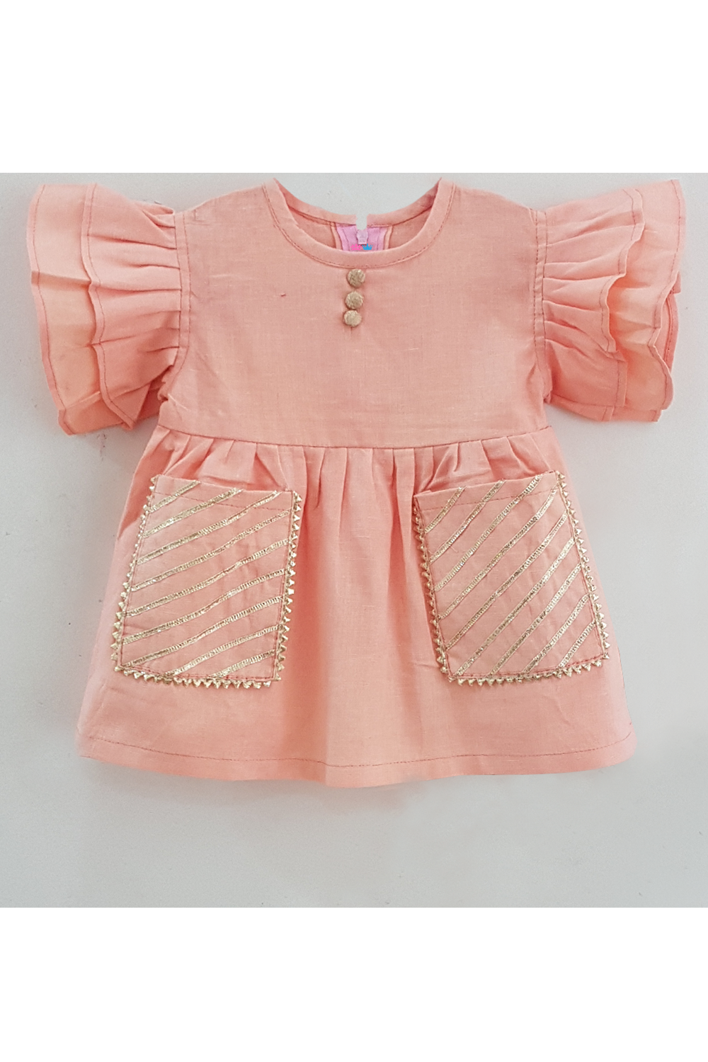 Stylemylo offers a wide range of kids dresses online including Frocks for kids, jumpsuits for kids, skirt top dresses for kids.