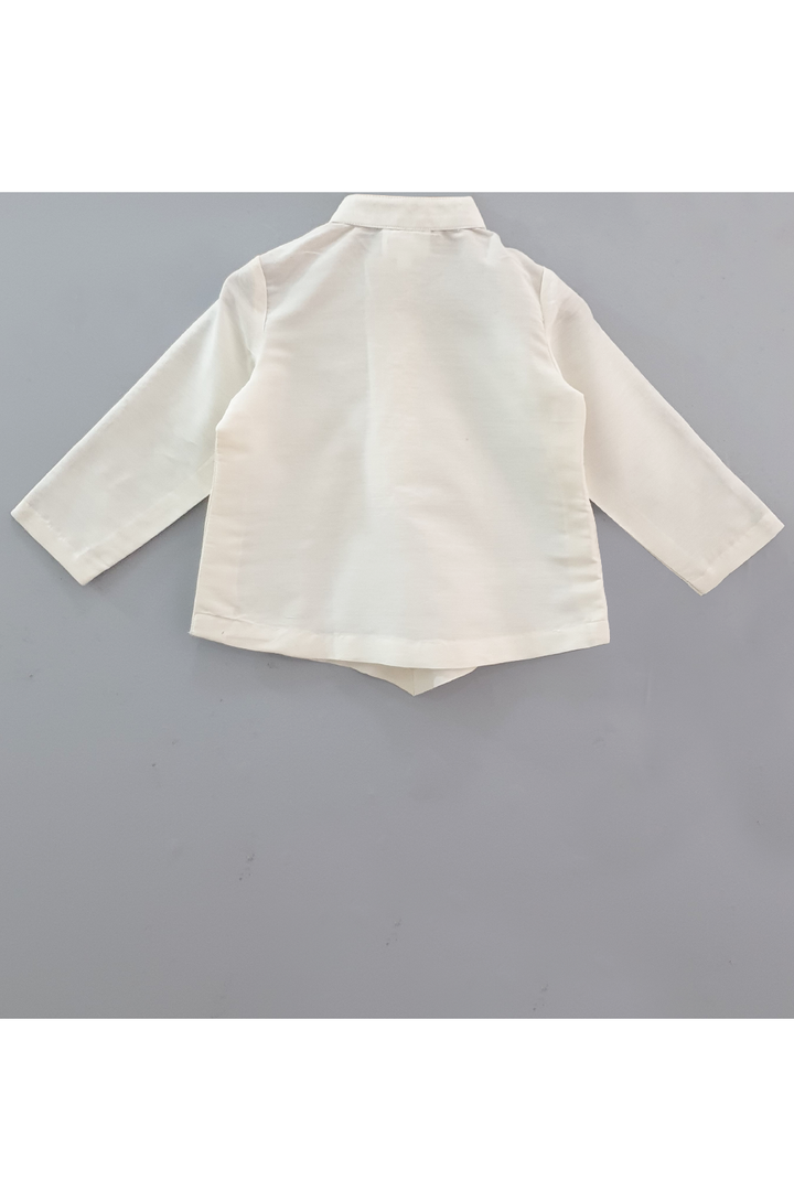 Ivory kurta pyjama with colorful thread detailing