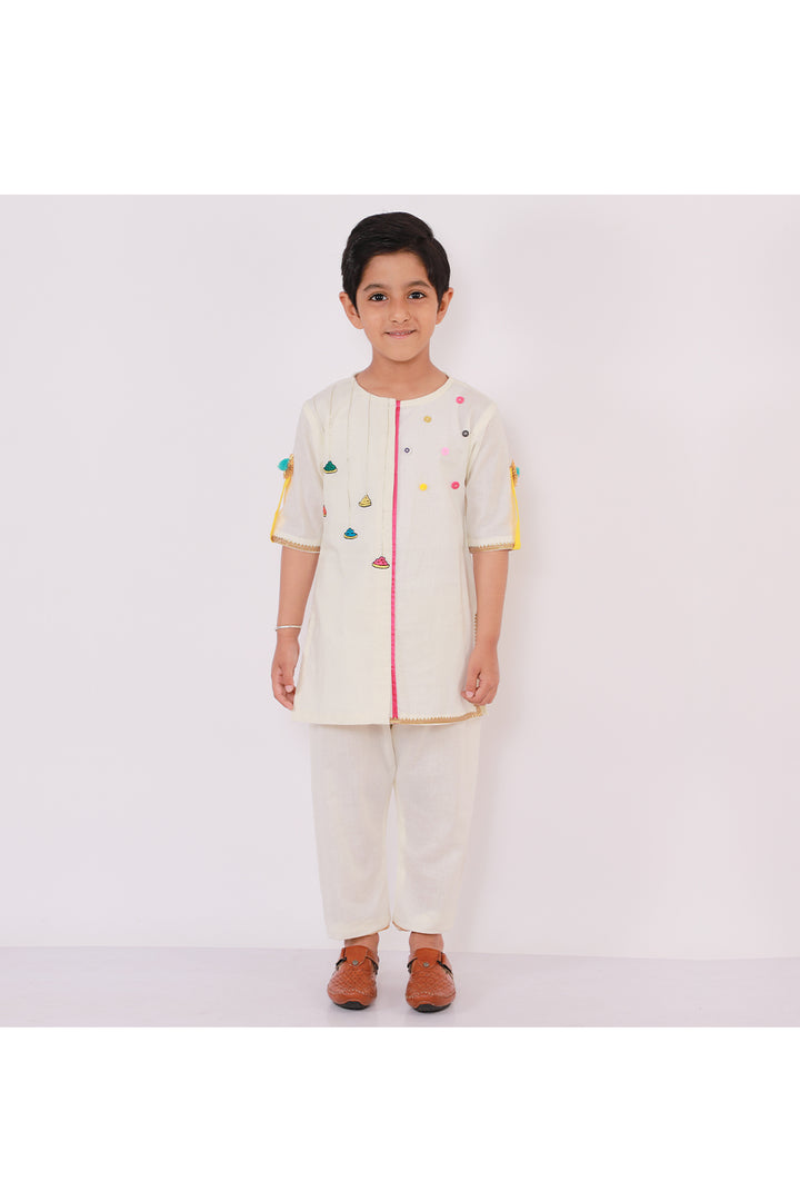 Off White Holi Colors Embroidered Kurta Pyjama