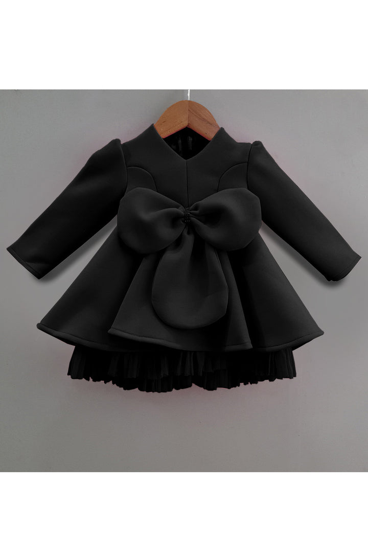 Bow knee length dress