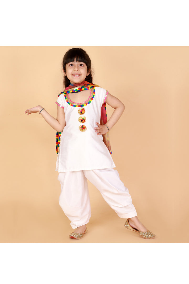White Lace Embroidered Kurta With Dhoti Set