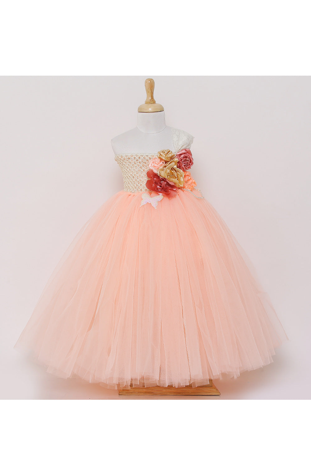 Shop from our latest Designer Gown Dresses for Baby Girls, Designer Gown Dresses for Teens, Designer Gown Dress for Girls, Smart Gowns Dresses for Girls, Stylish Gowns Dresses for Girls, Cocktail Party Dresses Gowns for Baby Girls, Designer Trendy Gowns Dresses for Girls.