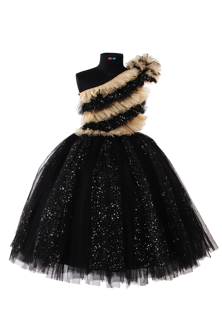 Partywear gowns for girls, Designer gown for girls, Tutu gowns for girls, Designer western gowns