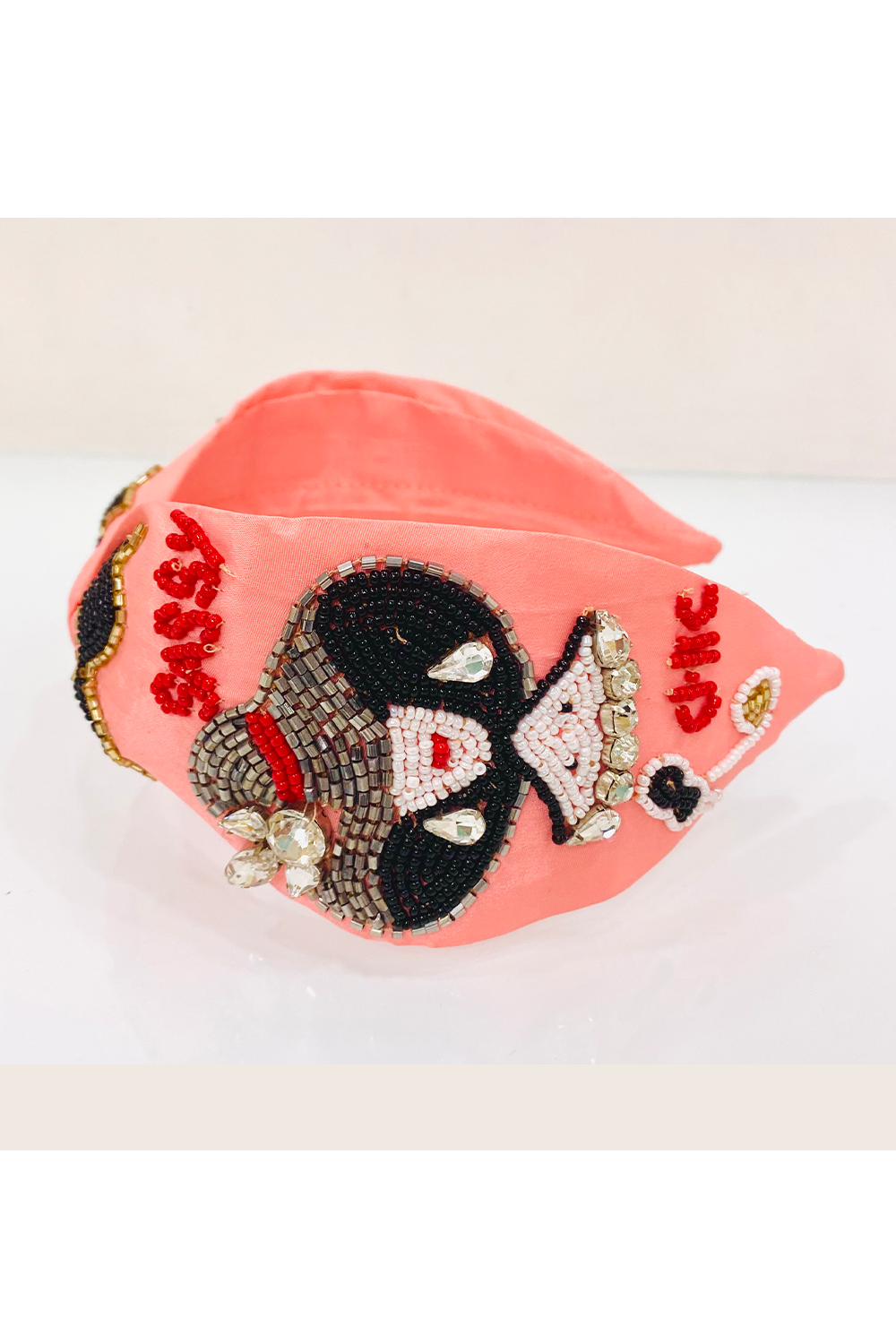 Shop from our wide range of hair bands for kids and mothers. Hand embroidered turban bands, partywear hairbands.