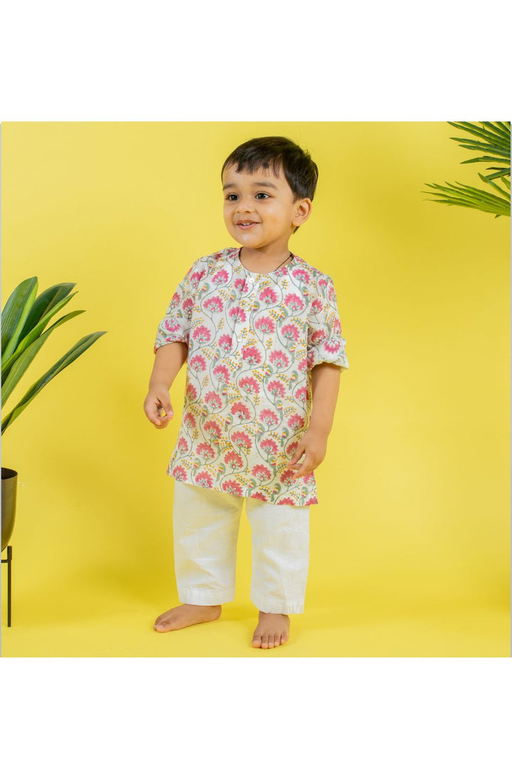 White Block Printed Muslin Kurta With Pyjama Set