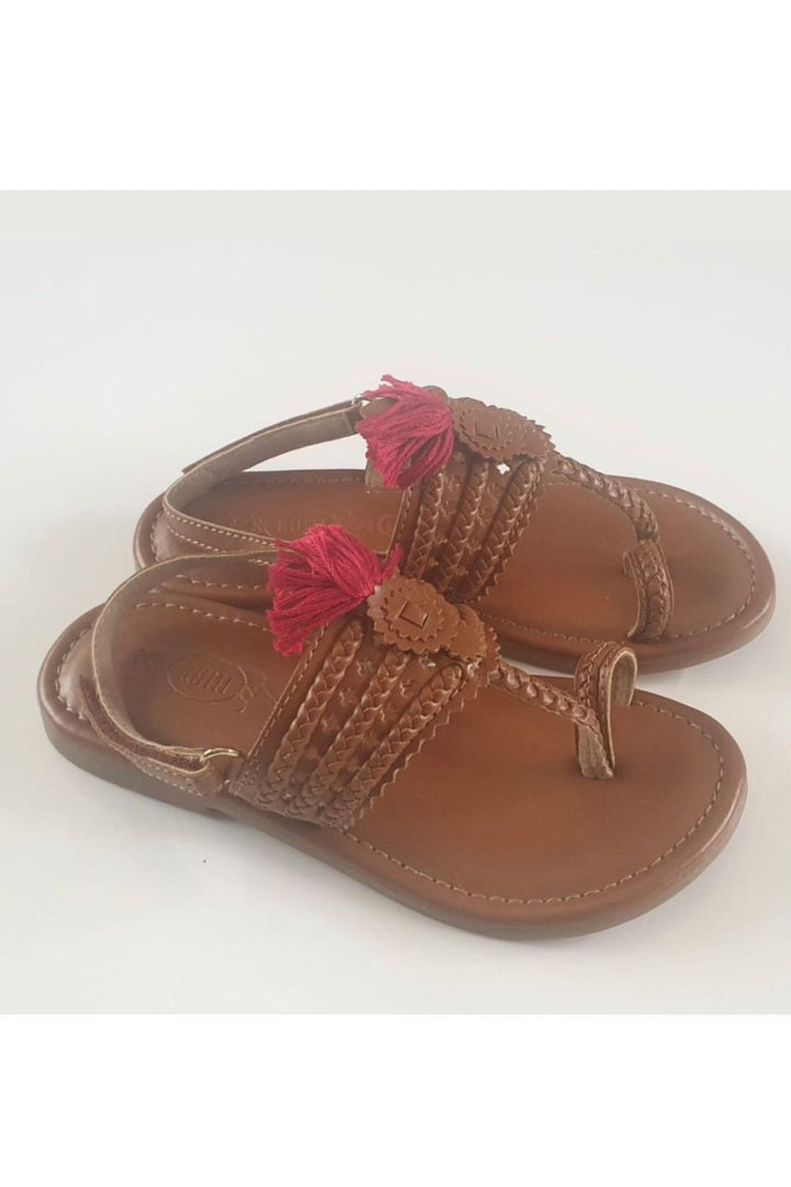 Red pom pom cushioned kolhapuri with backstrap