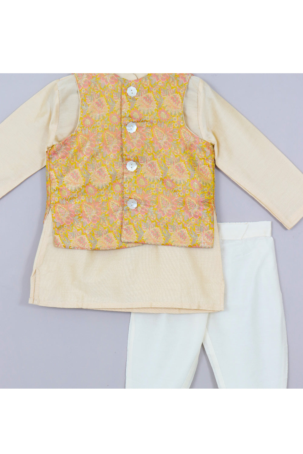 Kurta With Black Brocade Embroidered Jacket Set