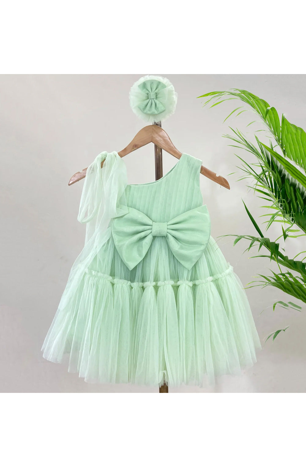 Light Green 3d Butterflies Embellished One Shoulder Net Dress