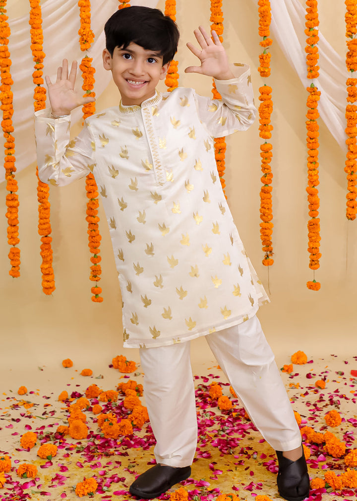 Mishti Off White Bird Printed Chanderi Kurta With Pyjama Set