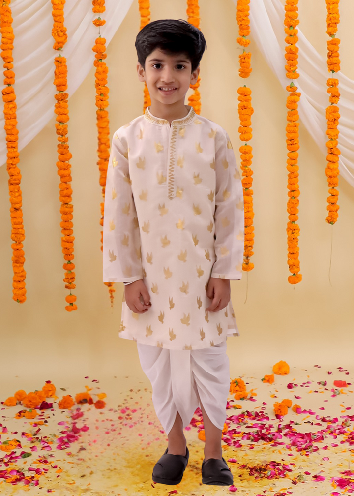 Mishti Off White Bird Printed Kurta With Dhoti Set