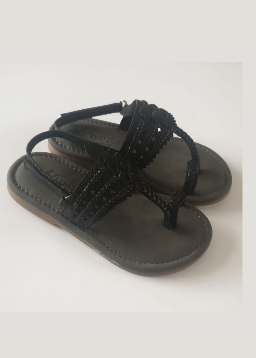 Black and grey kolhapuri flats