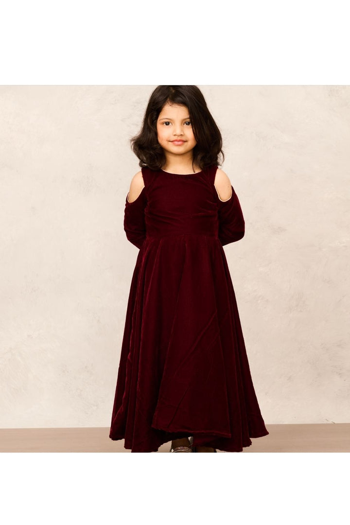 Chic Maroon Goregeous Velvet Full Sleeves Gown