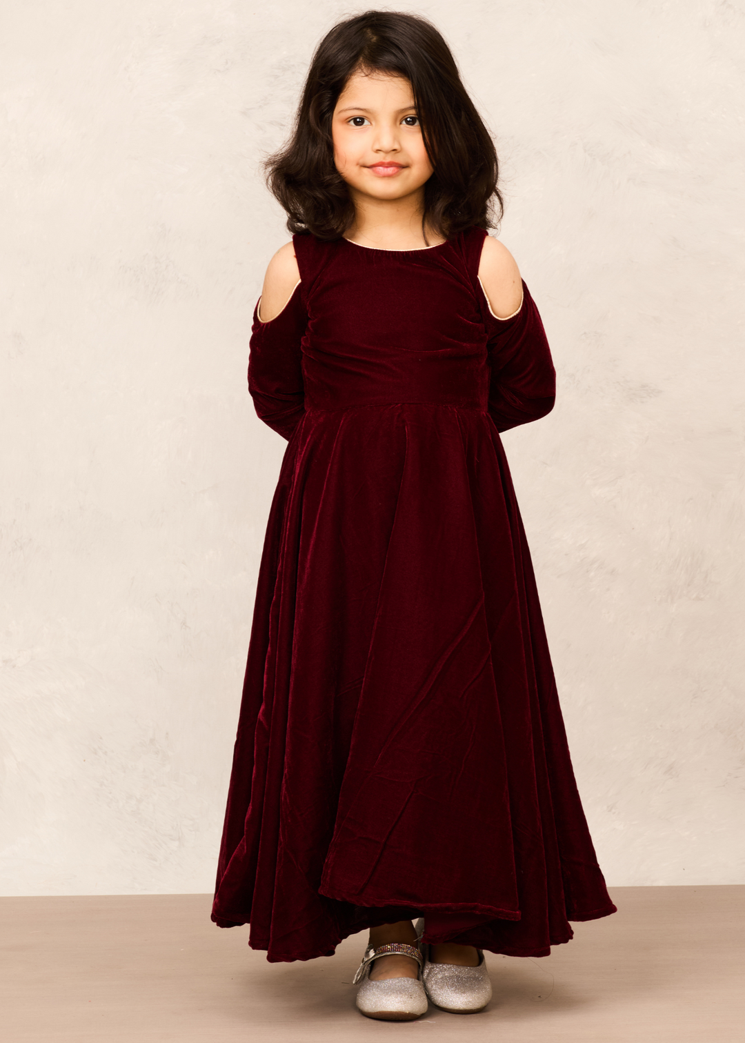Chic Maroon Goregeous Velvet Full Sleeves Gown