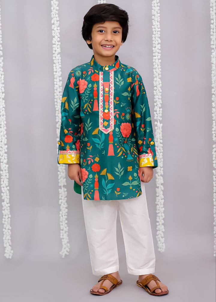 Green Mughal Digital Printed Kurta With Pyjama Set
