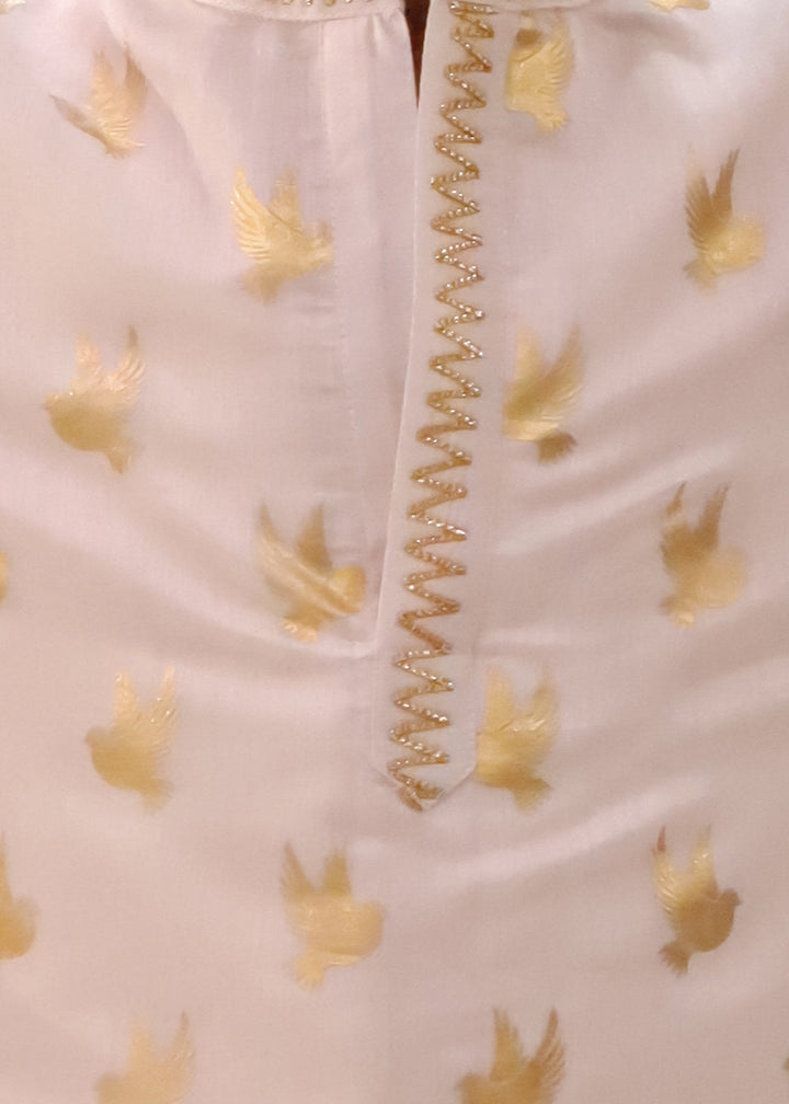 Mishti Off White Bird Printed Kurta With Dhoti Set