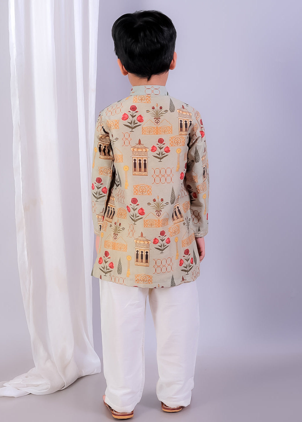 Multicolor Mughal Printed Kurta With Off White Pyjama Set
