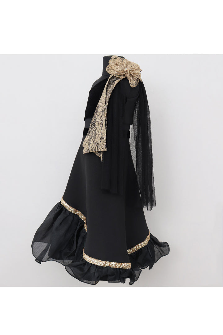 Black Flower Detailing Velvet One Shoulder Top With Neoprene Skirt Set
