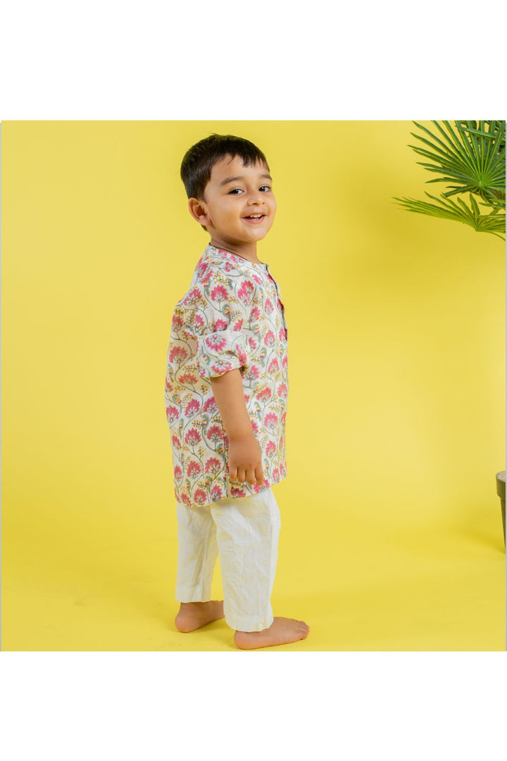 White Block Printed Muslin Kurta With Pyjama Set