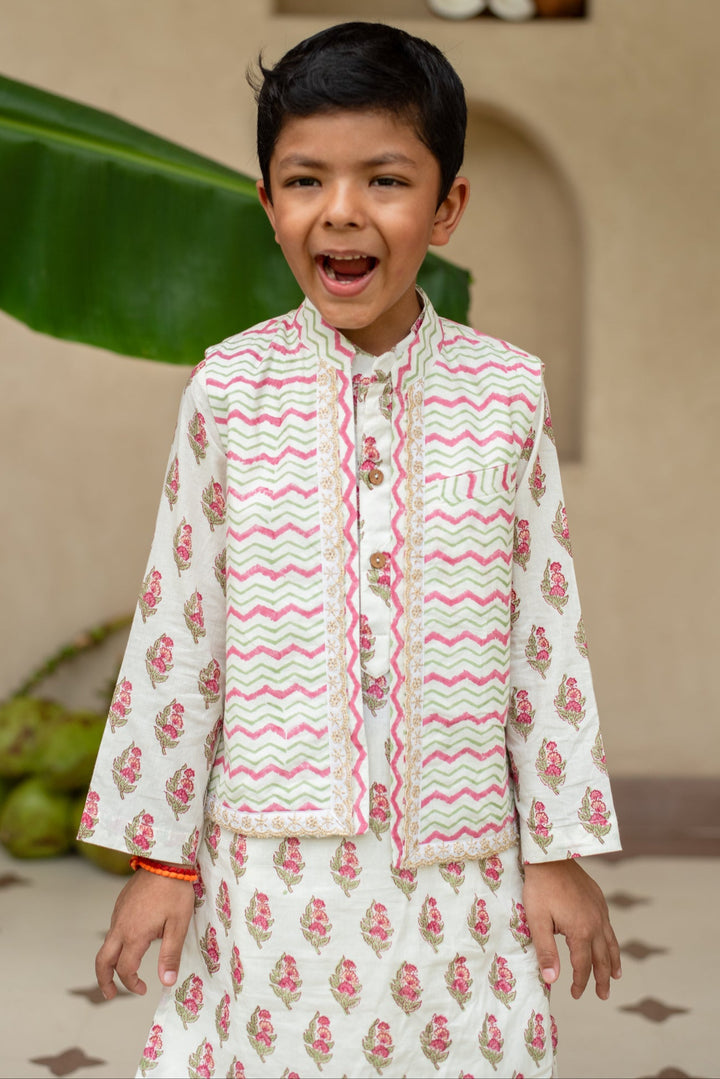 Off White Manika Chevron Kurta With Nehru Jacket And Dhoti Set