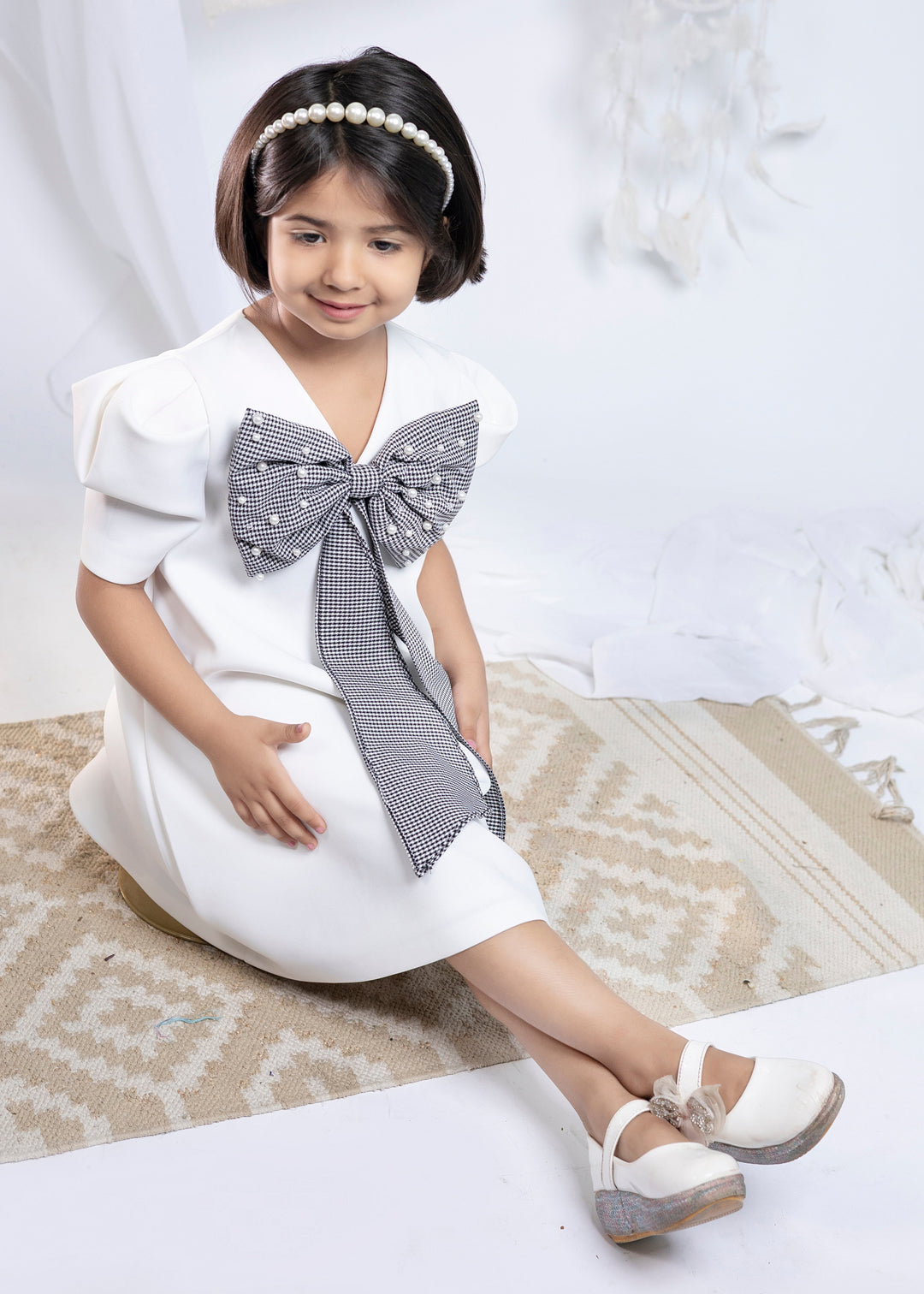 White Light Scuba Bow Chic Dress