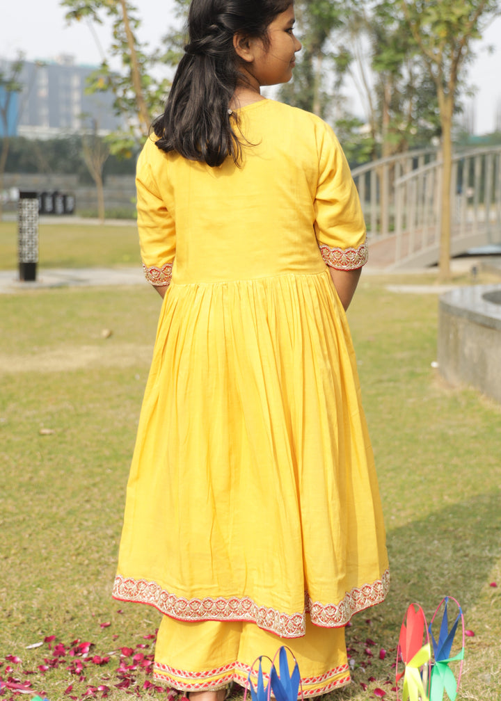 Yellow Mul Cotton Kurta Pant With Red Dupatta Set