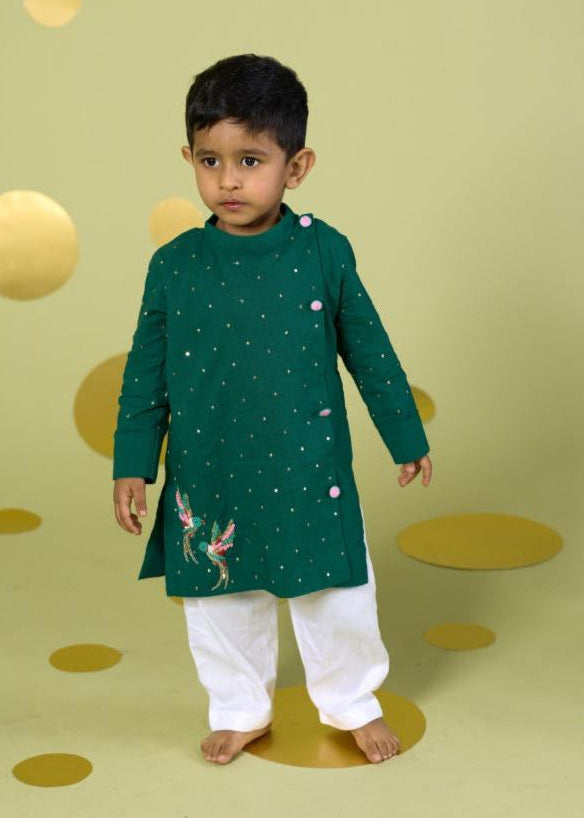Green Hand Embroidery Bird Detailing Kurta With Pyjama Set