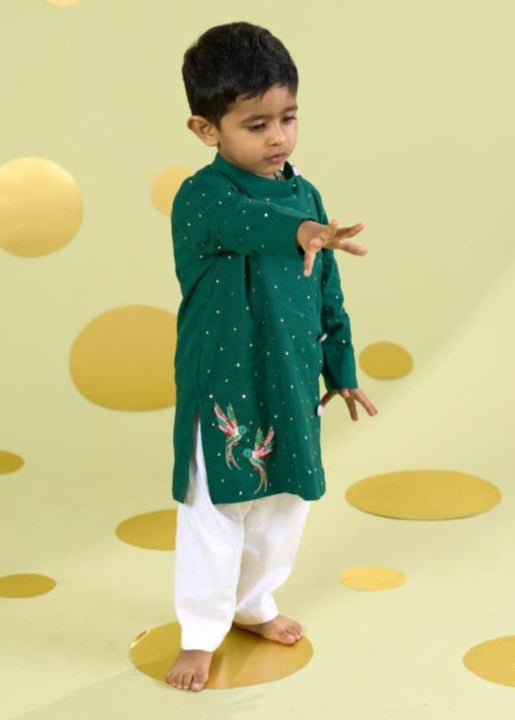 Green Hand Embroidery Bird Detailing Kurta With Pyjama Set