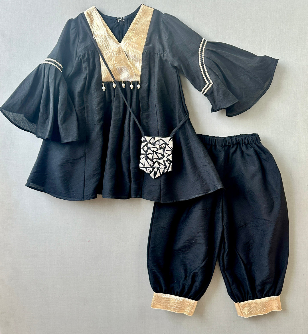 Black & Gold Chanderi Kurti Patiala With Sling Bag Set