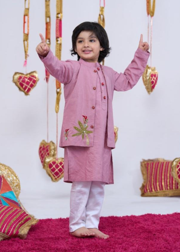 Pink Cotton Hand Embroidered Jungle Motif Bandi Kurta With Pyjama Set