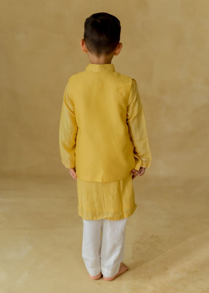 Yellow Star Burst Chanderi Jacket And Kurta With White Pyjama Set