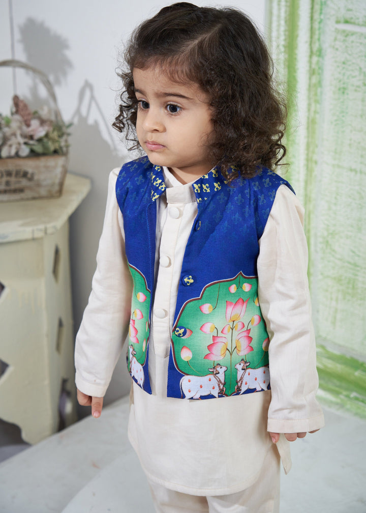 Blue Pichwai Theme Cotton Kurta Pyjama With Jacket Set