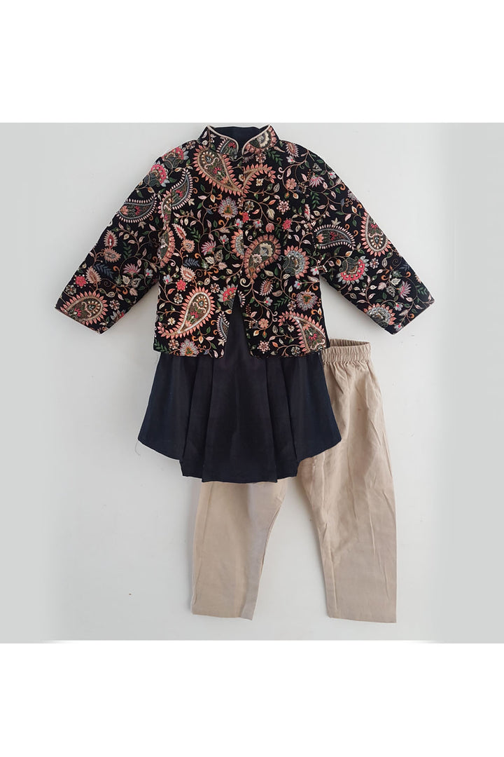 Stylemylo offers a wide range of Designer Indian wear for Boys, Ethnic wear for boys, Kurta pyjama for boys, Kids kurta pyjama set, Dhoti set for boys, Designer Dhoti Kurta, Online Dhoti Kurta set, Designer Dhoti kurta for boys.