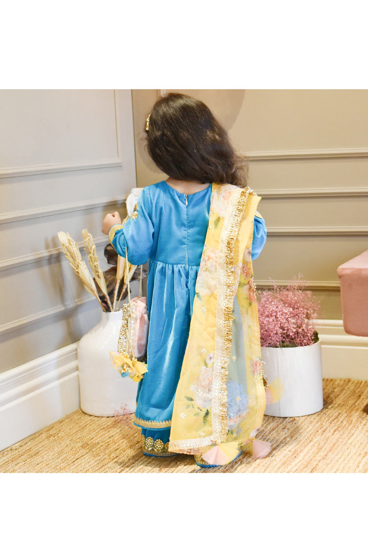 Lace Detailing Velvet Kurta With Palazzo Set