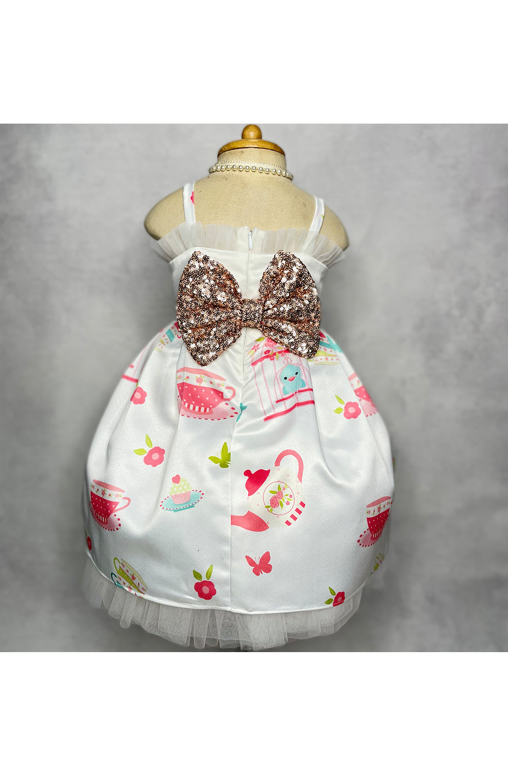 White cupcake net printed dress