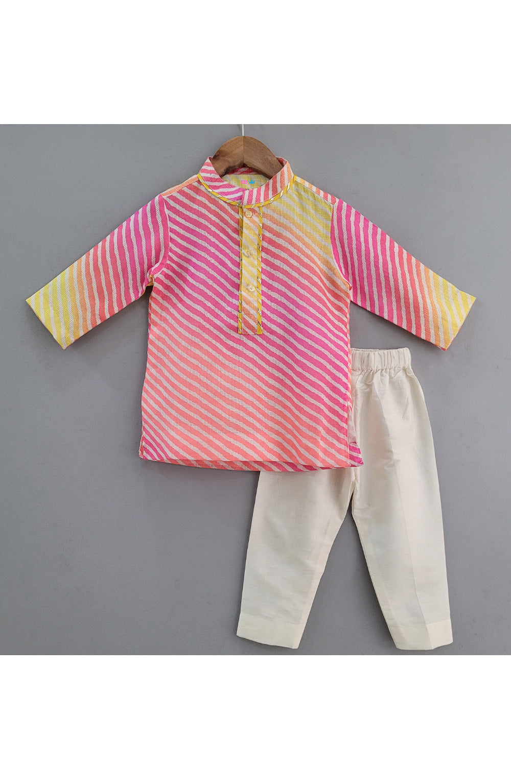 Pink Tie And Dye Leheriya Printed Kurta With Pyjama Set