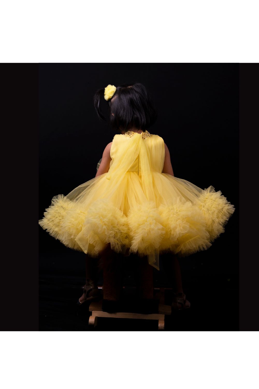 Yellow Pearl Detailing Net Frill Dress
