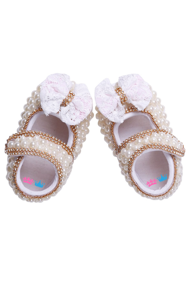 Self Net Bow ,White Pearl With Chain Border Shoes