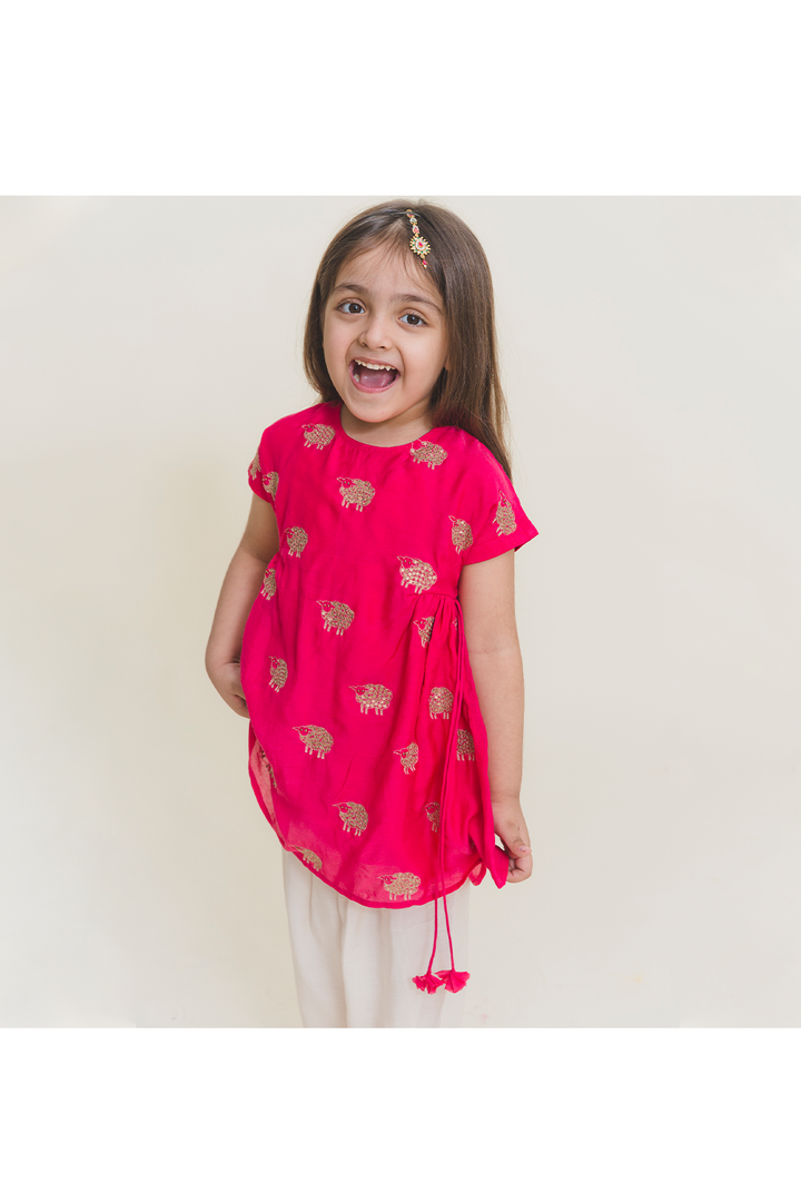 Sheep embroidered pink kurta dhoti set