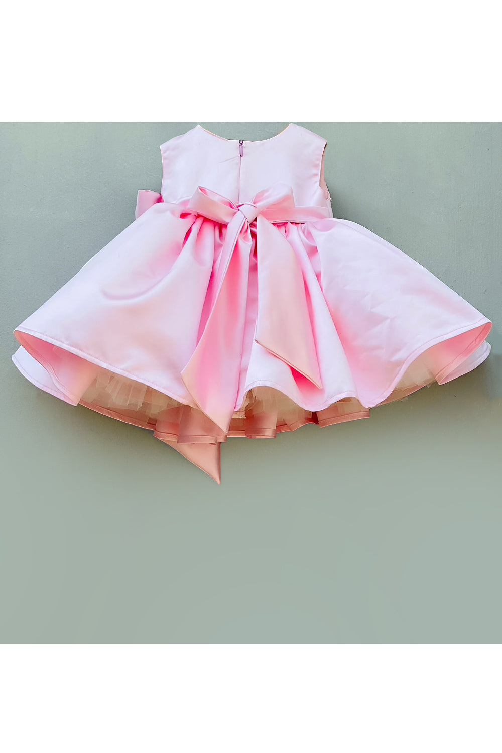 Pink pearl beads frills dress