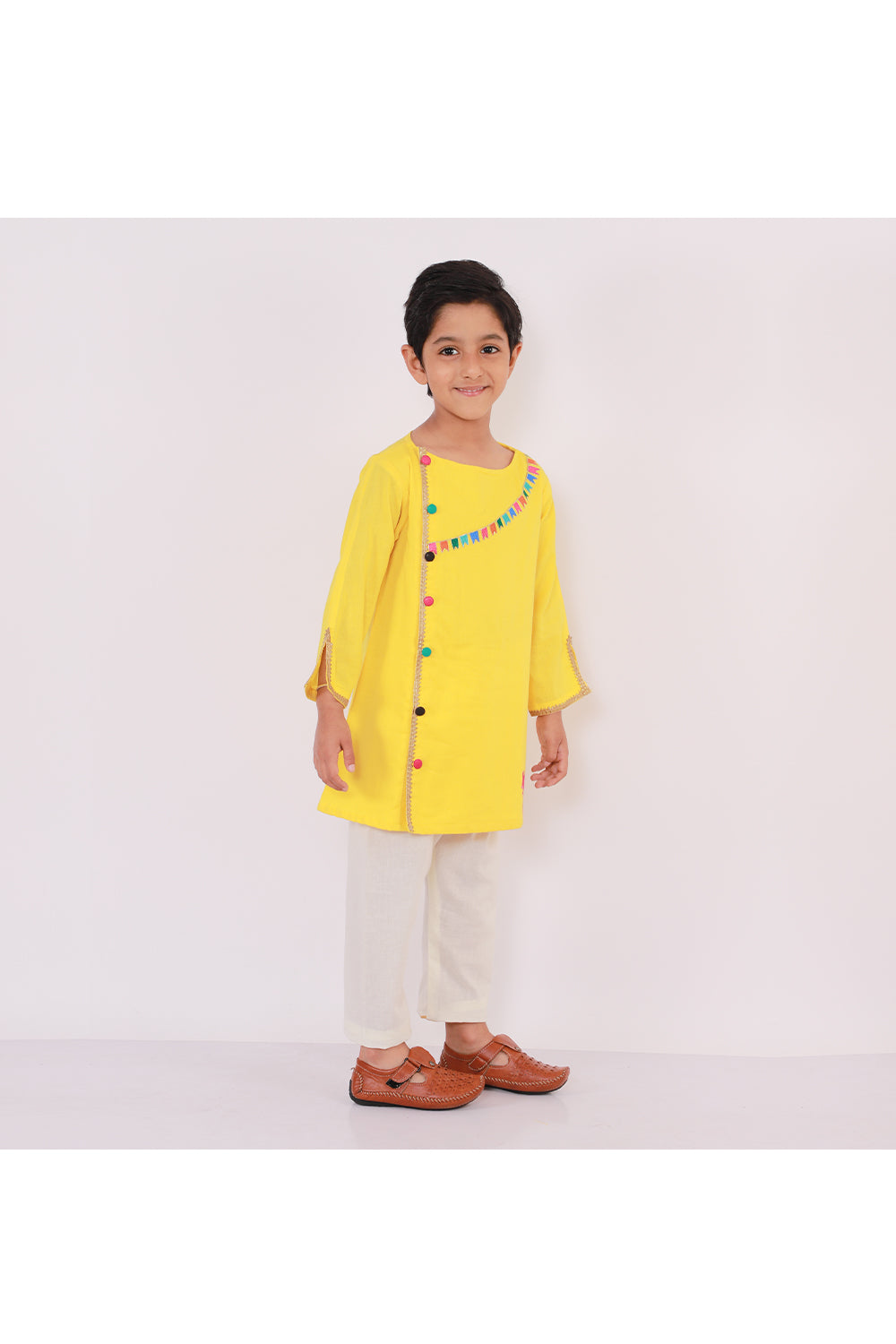 Yellow Holi Bucket Embroidered Kurta With Off White Pyjama