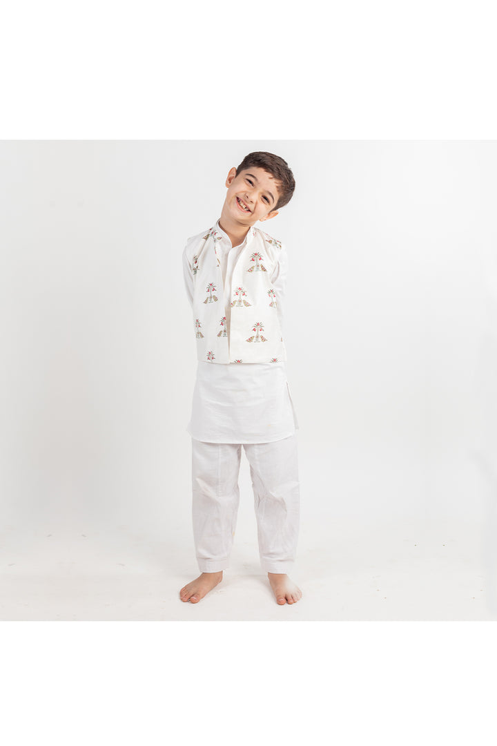 White Kurta With Bird Printed Nehru Jacket And Pyjama