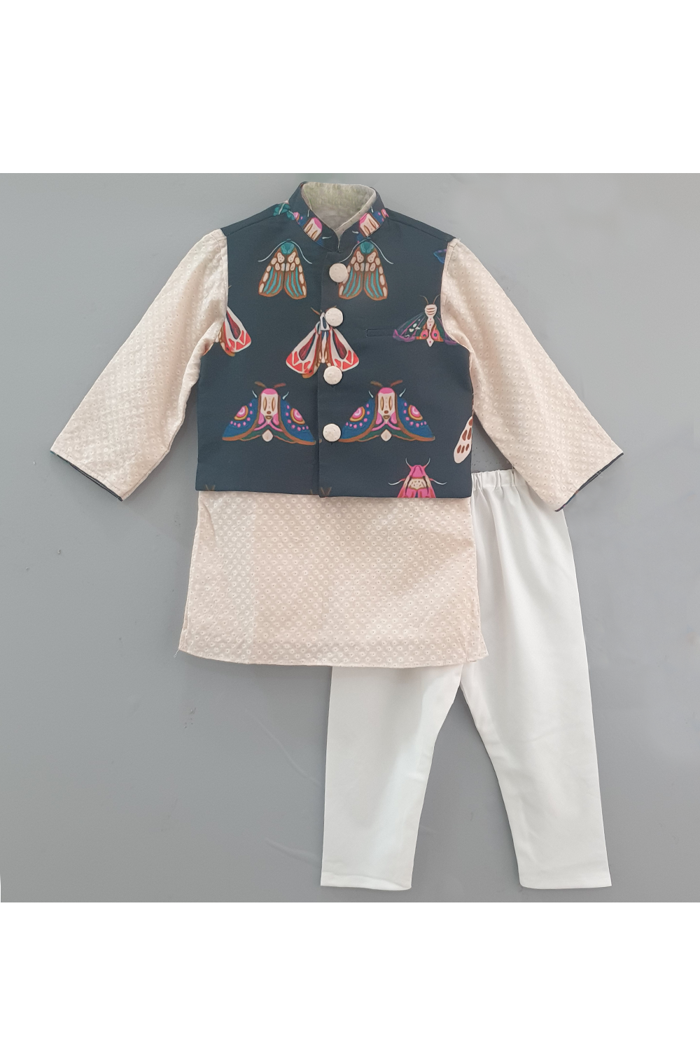 Stylemylo offers a wide range of Designer Indian wear for Boys, Ethnic wear for boys, Kurta pyjama for boys, Kids kurta pyjama set, Dhoti set for boys, Designer Dhoti Kurta, Online Dhoti Kurta set, Designer Dhoti kurta for boys.